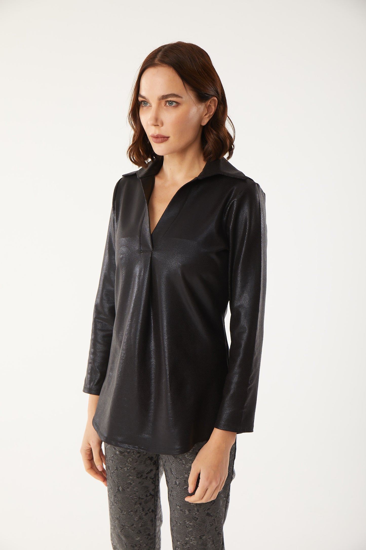 Isle Martine Top in Black